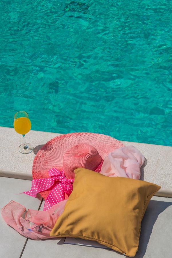Villa Gold Residence 4 มลินี ภายนอก รูปภาพ