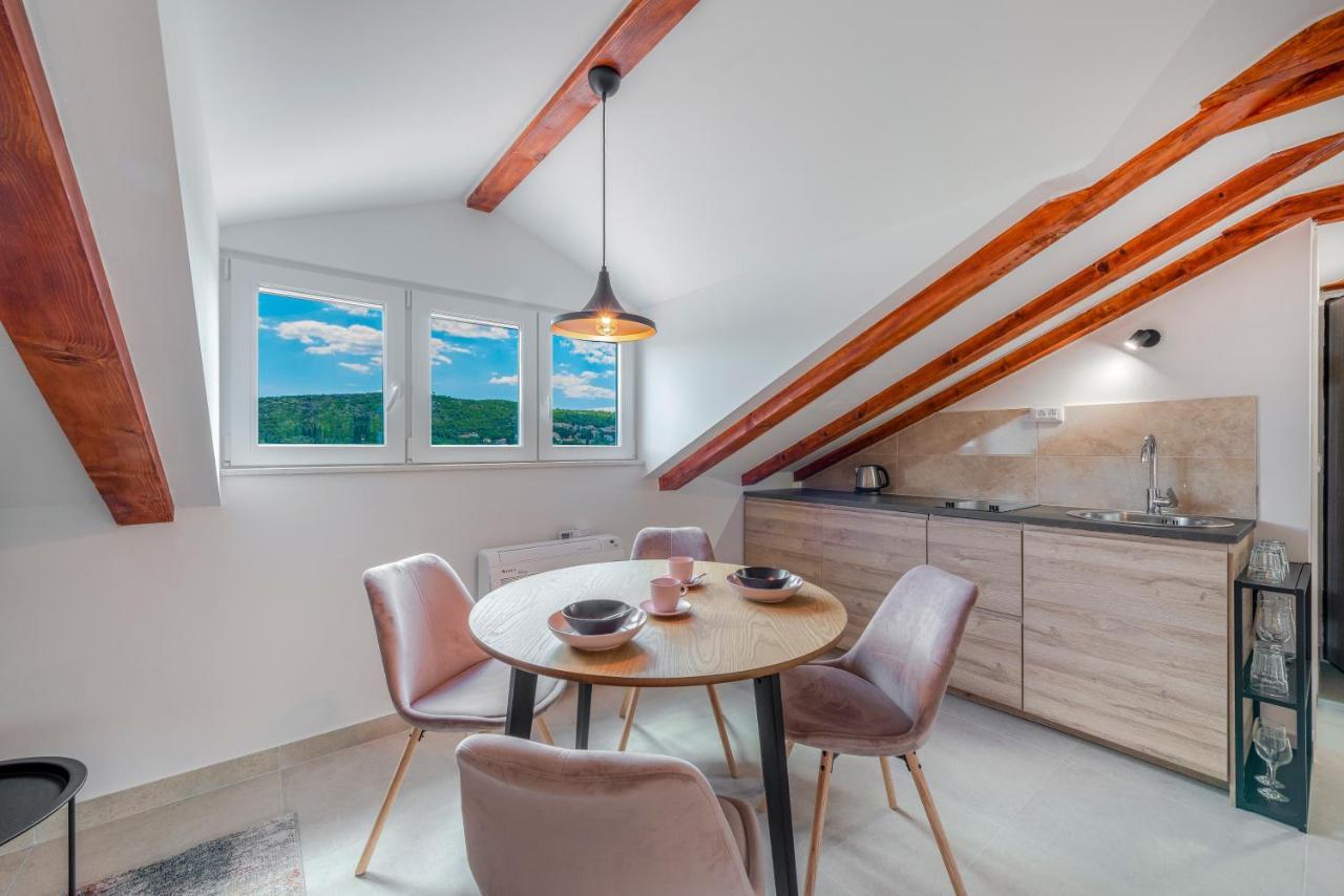 Villa Gold Residence 4 มลินี ภายนอก รูปภาพ